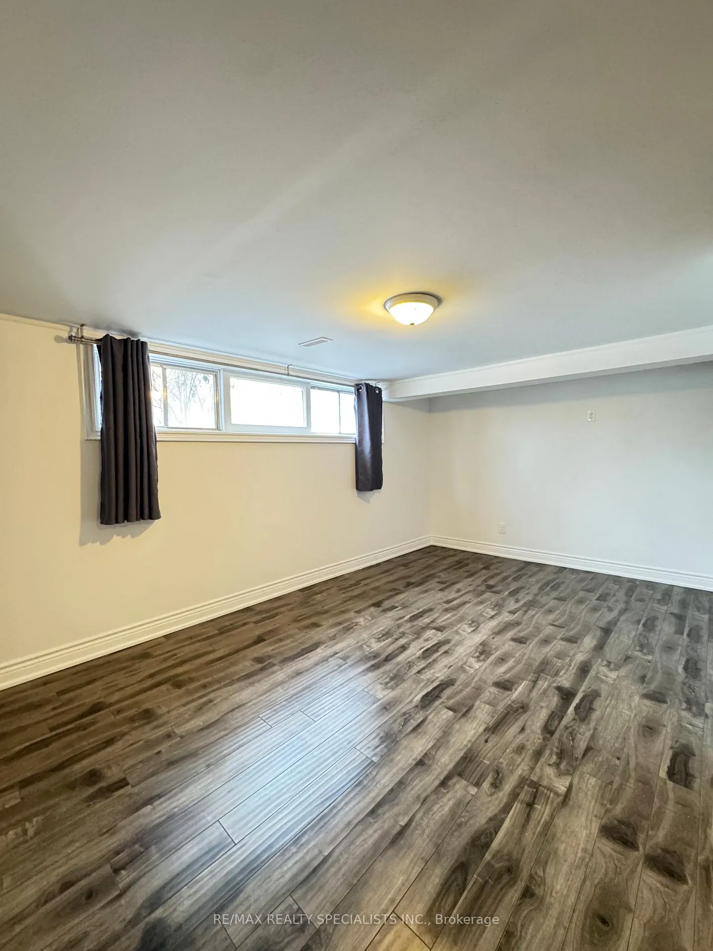 Photo 39 of 123 Wilson Drive, Milton, Dorset Park — HOMEH