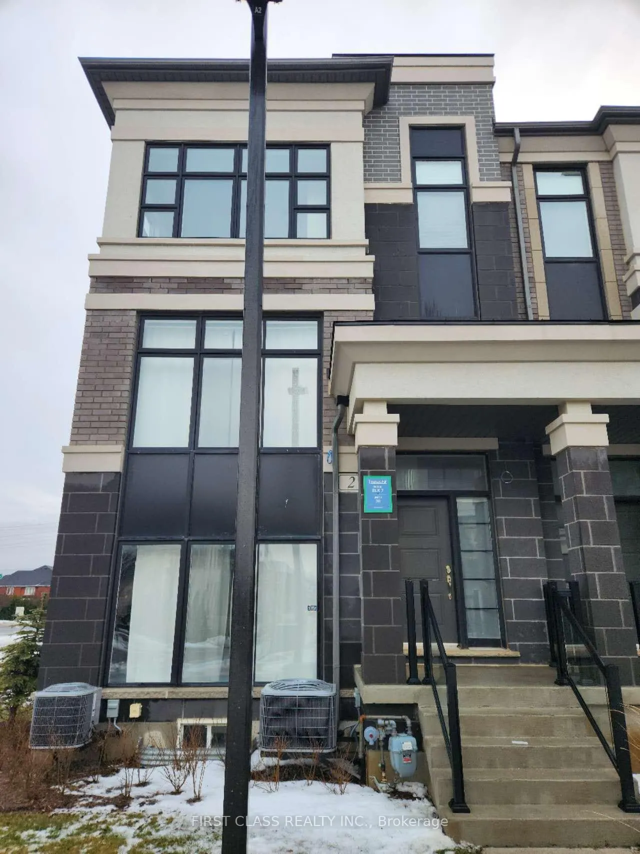 Photo 2 of 2 Andalusia Lane, Markham, Wismer — HOMEH