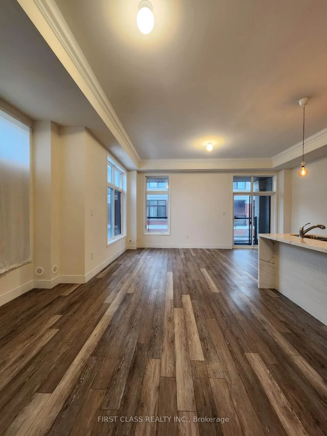 Photo 5 of 2 Andalusia Lane, Markham, Wismer — HOMEH