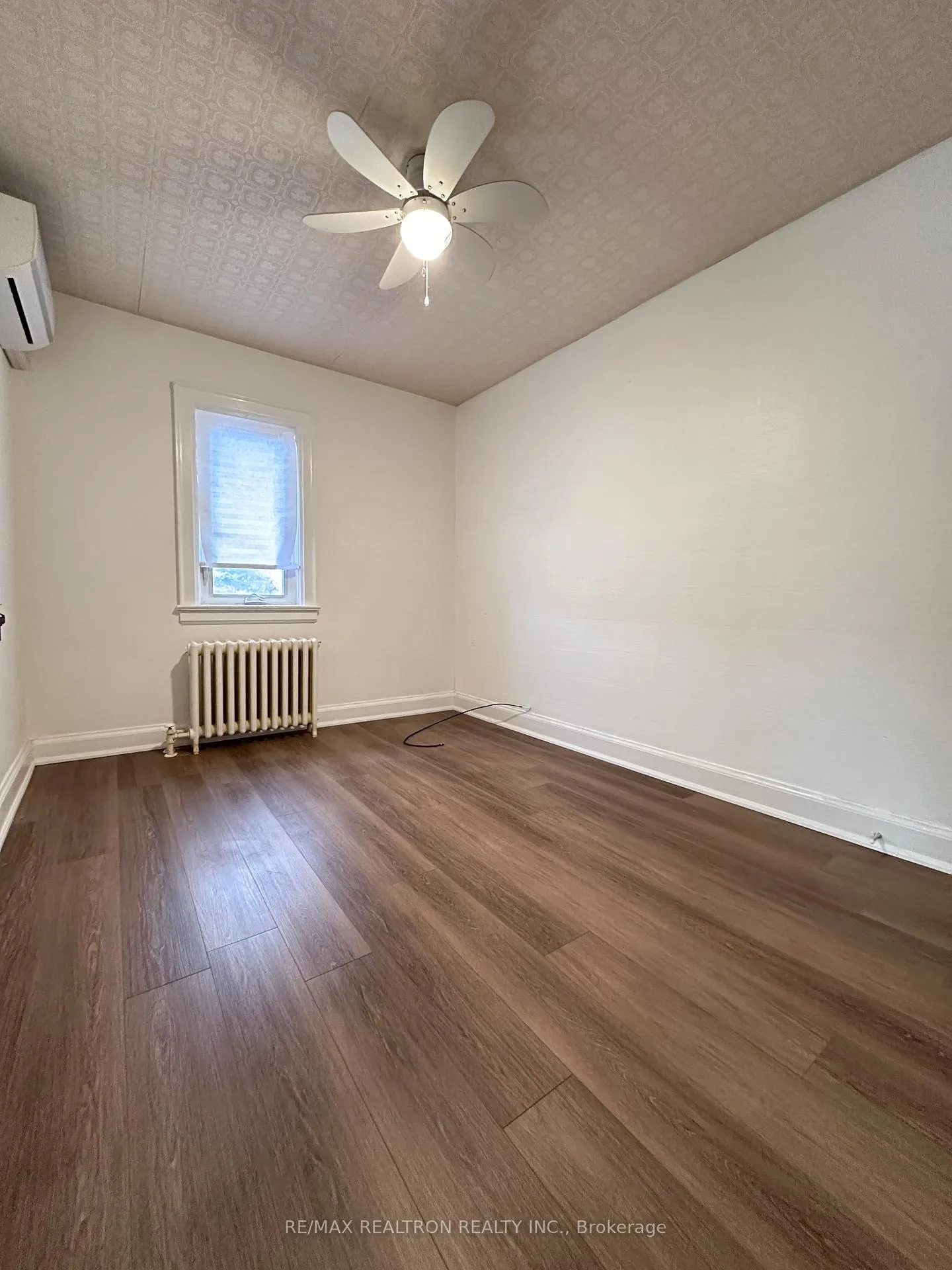 Photo 18 of 216 Brooke Avenue, Toronto, Bedford Park-Nortown — HOMEH