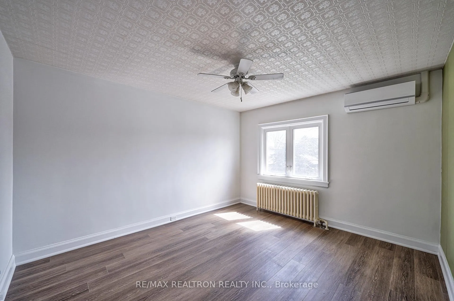 Photo 20 of 216 Brooke Avenue, Toronto, Bedford Park-Nortown — HOMEH