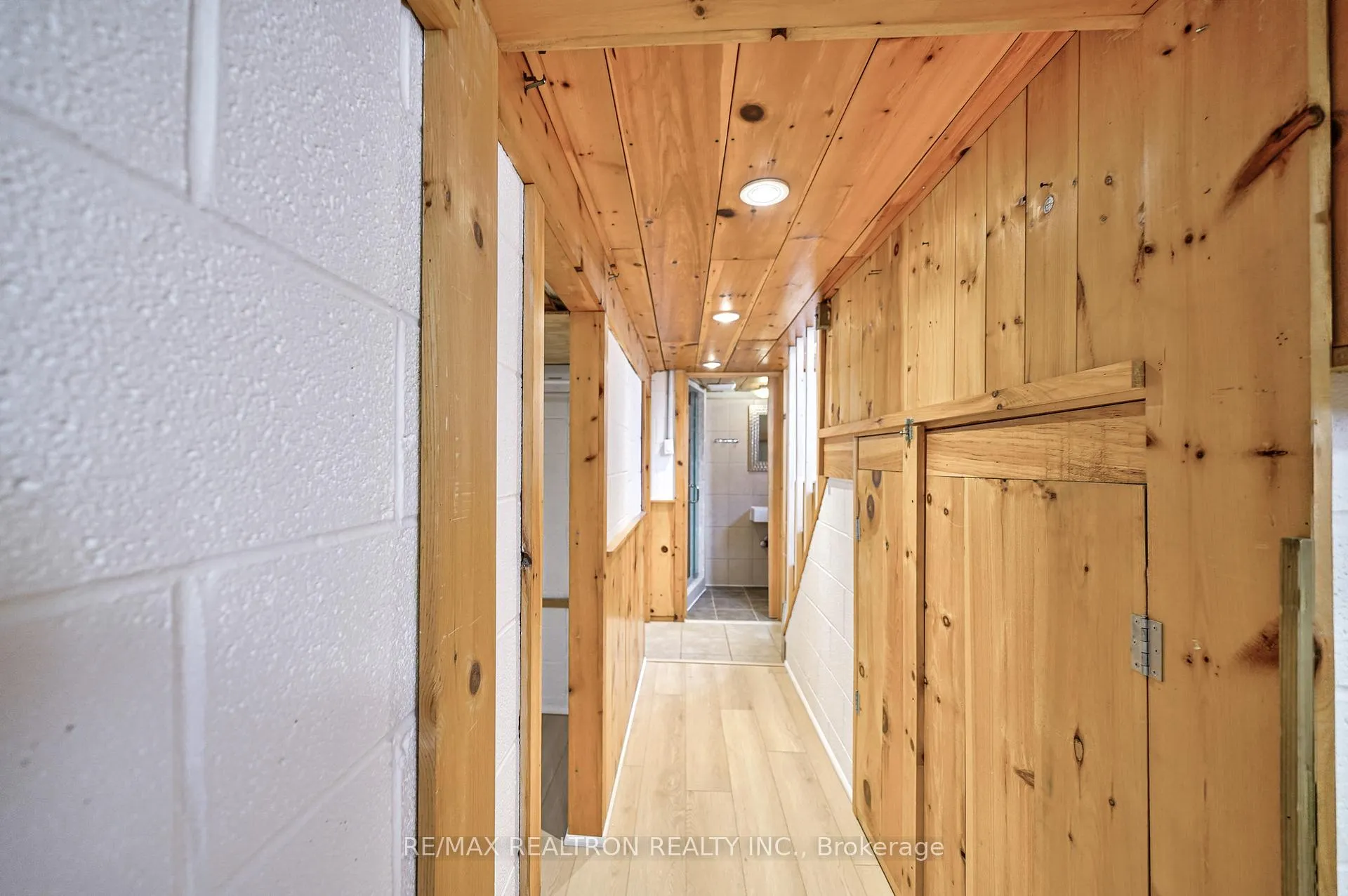 Photo 32 of 216 Brooke Avenue, Toronto, Bedford Park-Nortown — HOMEH
