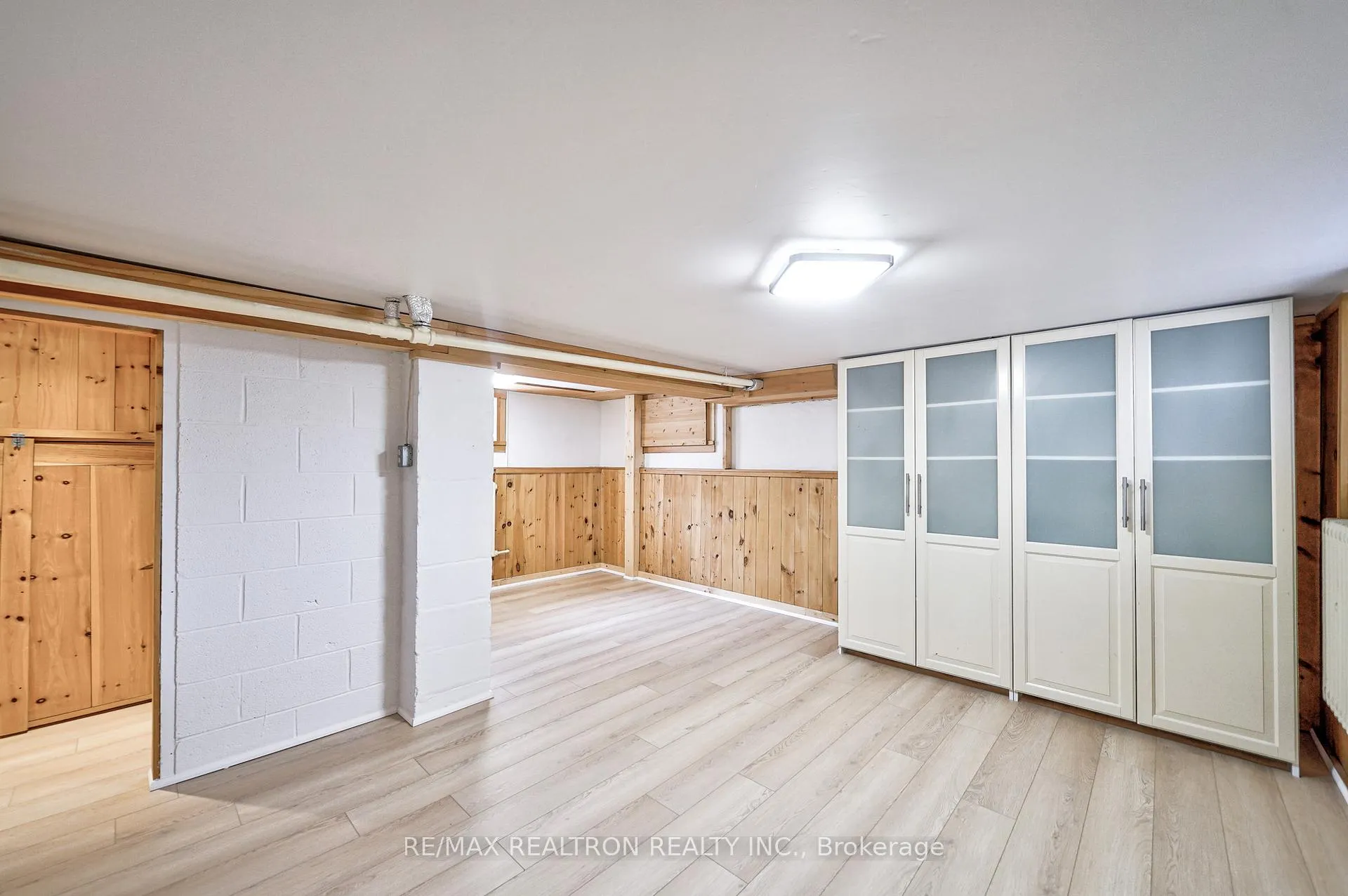 Photo 33 of 216 Brooke Avenue, Toronto, Bedford Park-Nortown — HOMEH