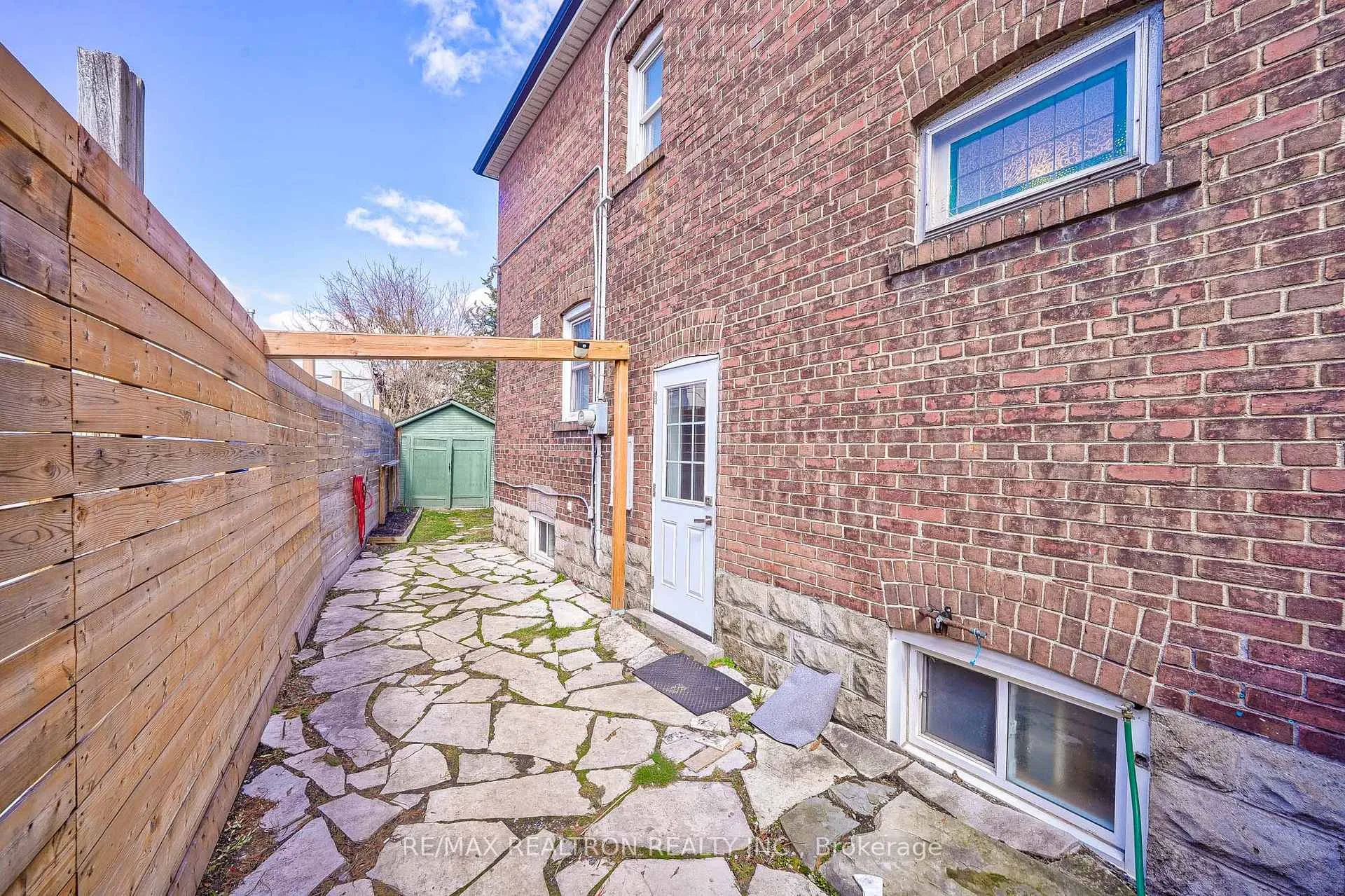 Photo 37 of 216 Brooke Avenue, Toronto, Bedford Park-Nortown — HOMEH