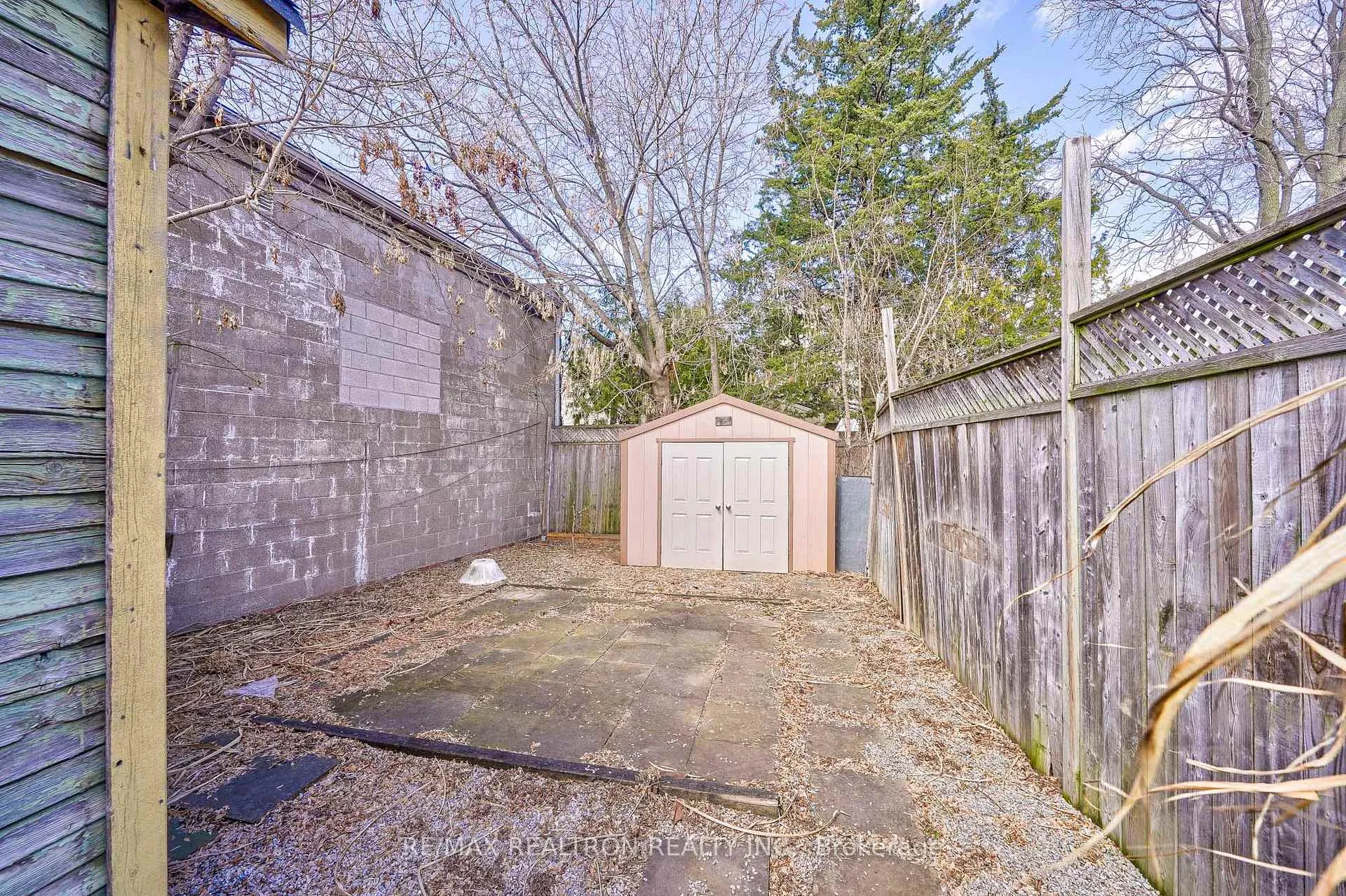 Photo 40 of 216 Brooke Avenue, Toronto, Bedford Park-Nortown — HOMEH