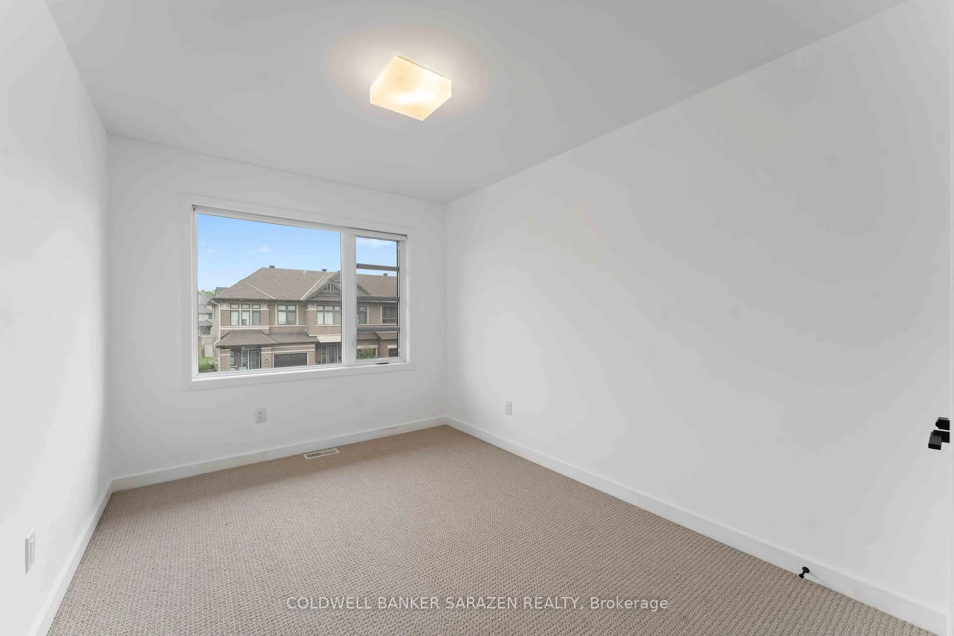 Photo 17 of 192 Larimar Circle, Ottawa, Riverside South/Gloucester Glen — HOMEH