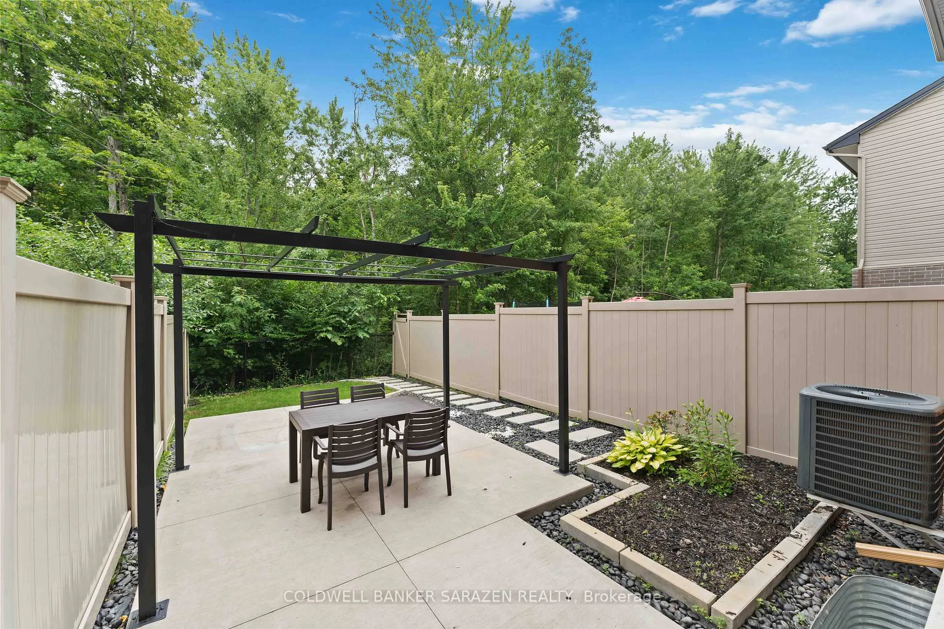 Photo 24 of 192 Larimar Circle, Ottawa, Riverside South/Gloucester Glen — HOMEH
