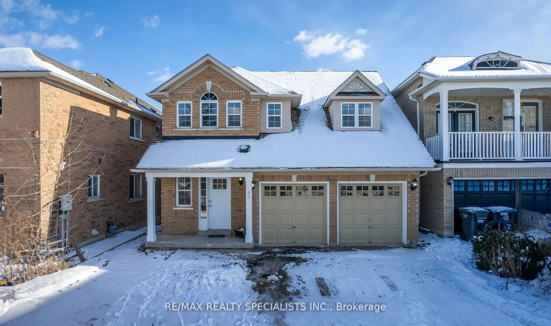 Front of Unit Upper, 43 Earlsbridge Boulevard