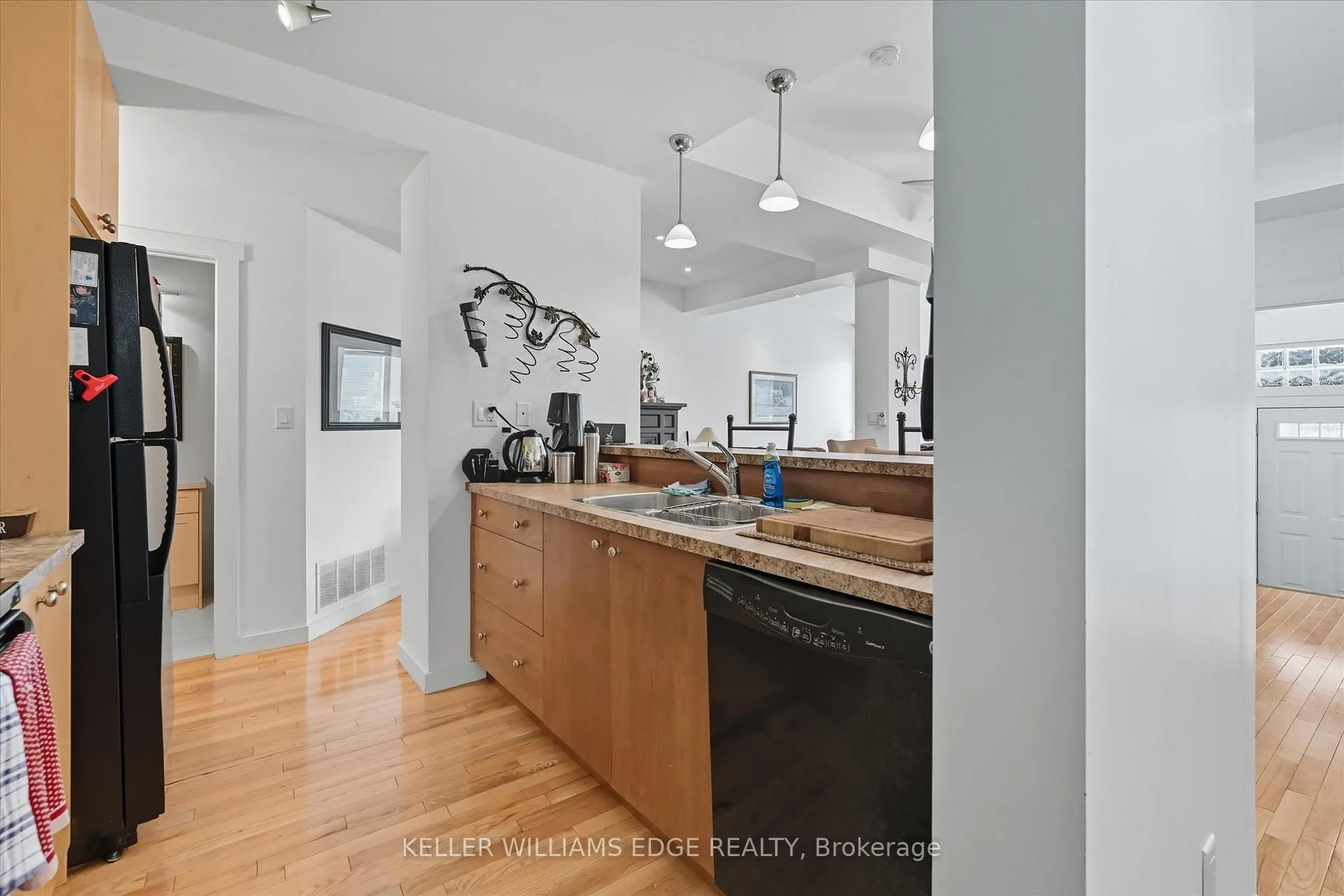 Photo 14 of Unit 1, 49 Ontario Street, Grimsby, Grimsby East — HOMEH