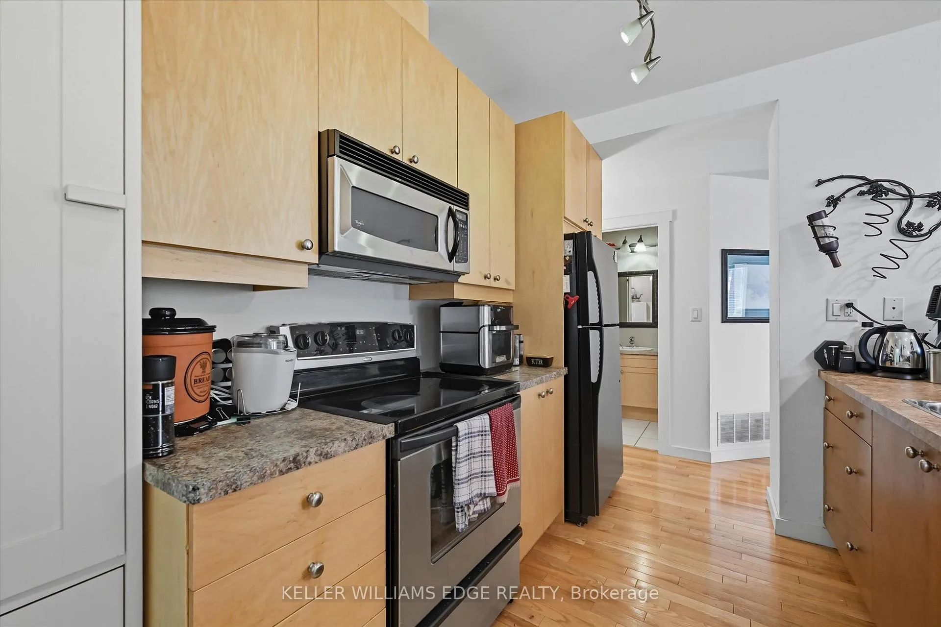 Photo 15 of Unit 1, 49 Ontario Street, Grimsby, Grimsby East — HOMEH
