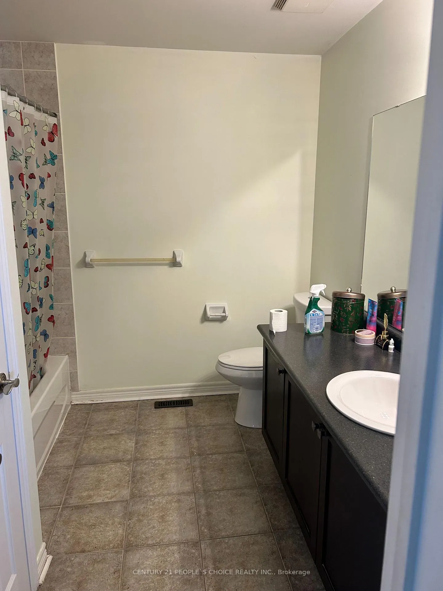 Photo 12 of 95 Eastfield Crescent, Clarington, Courtice — HOMEH