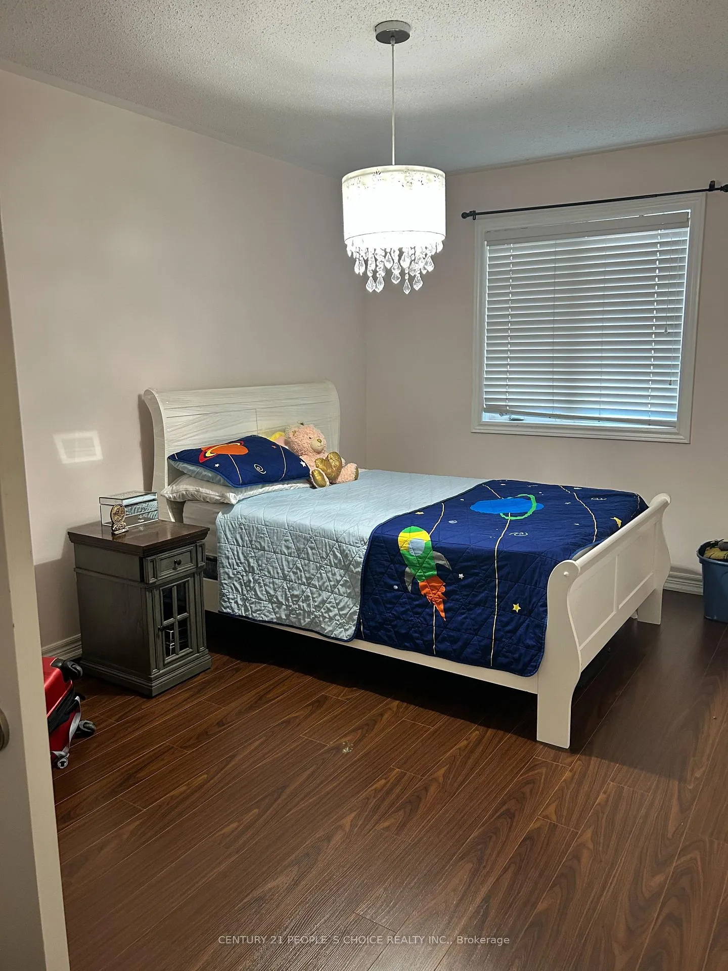 Photo 13 of 95 Eastfield Crescent, Clarington, Courtice — HOMEH