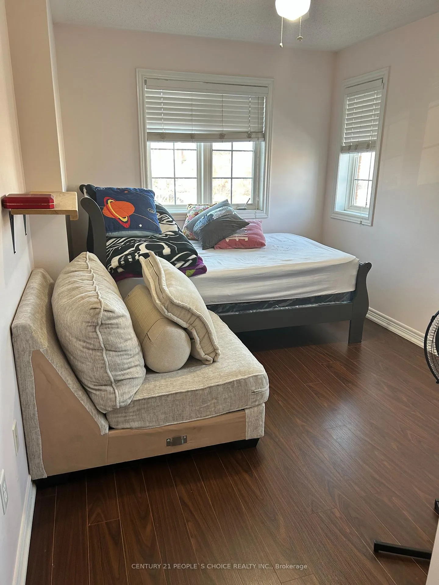 Photo 14 of 95 Eastfield Crescent, Clarington, Courtice — HOMEH