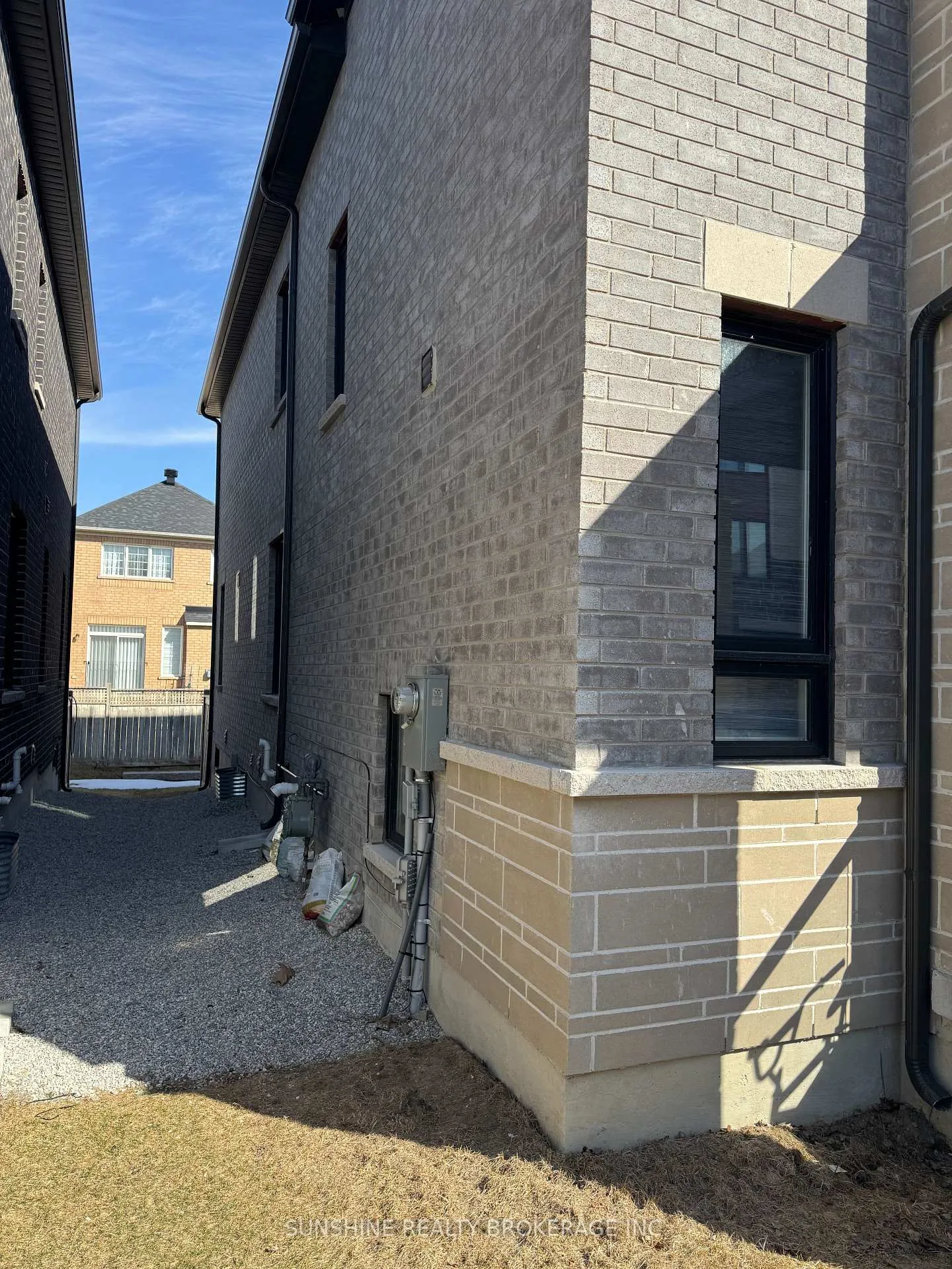 Photo 2 of 10 Arthur White Lane, Markham, Wismer — HOMEH
