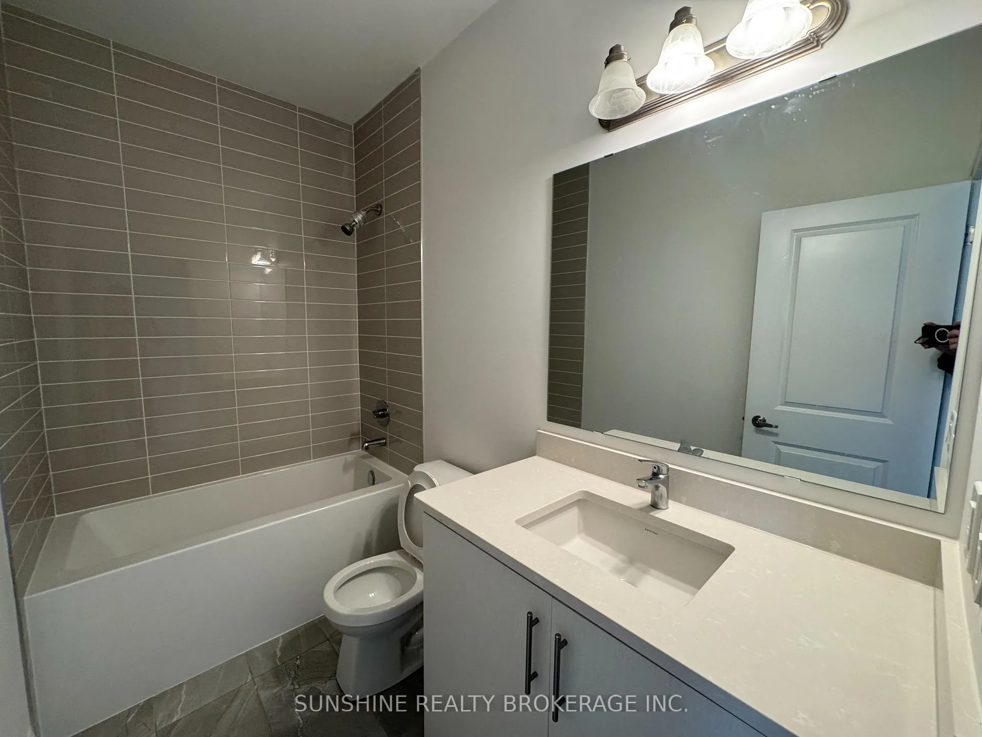 Photo 27 of 10 Arthur White Lane, Markham, Wismer — HOMEH