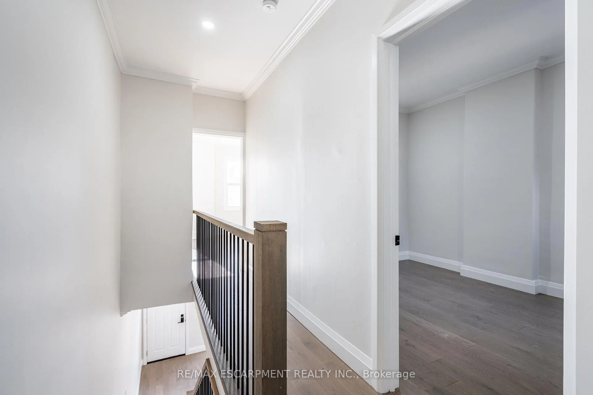 Photo 18 of 57 Madison Avenue, Hamilton, Gibson — HOMEH