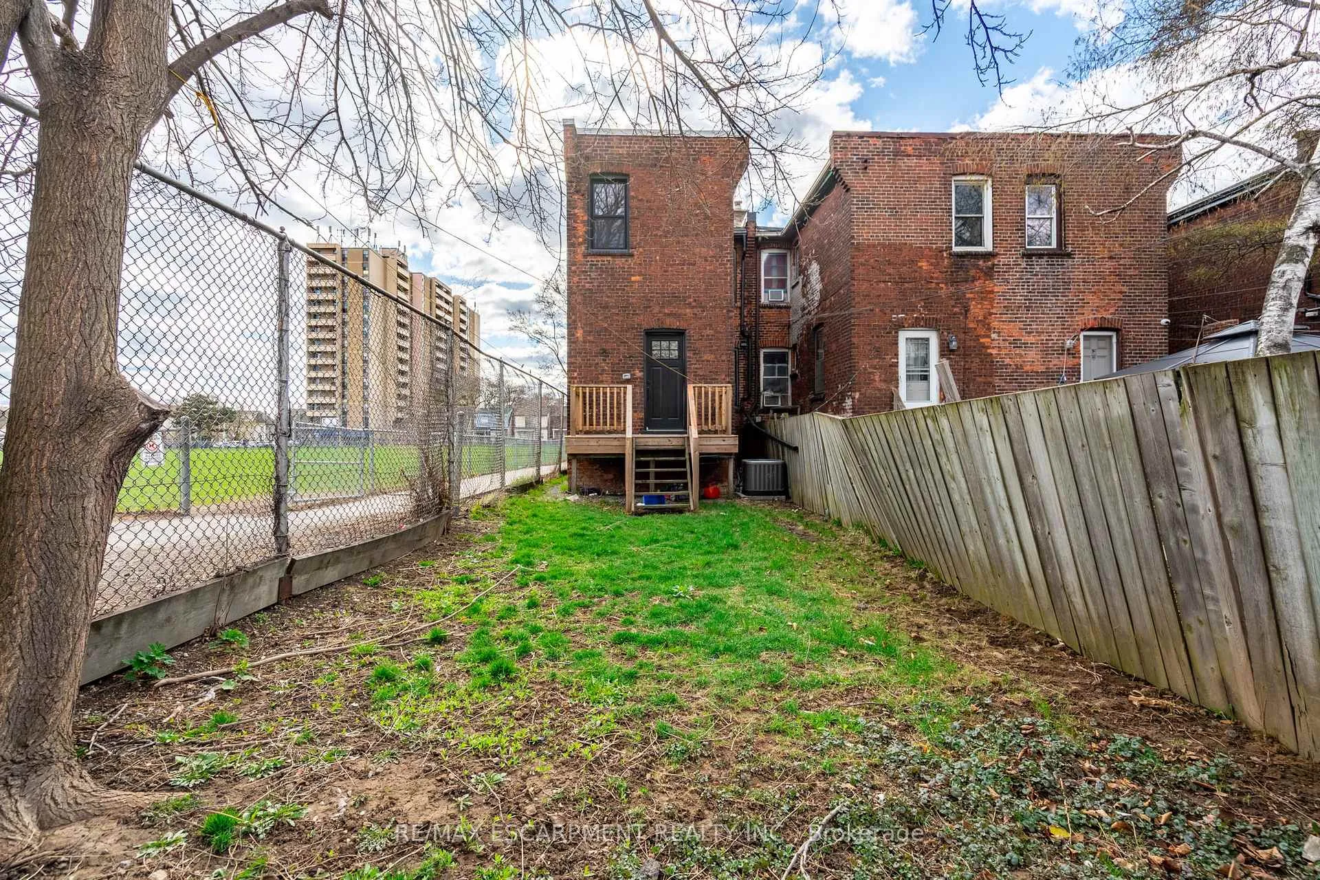 Photo 36 of 57 Madison Avenue, Hamilton, Gibson — HOMEH