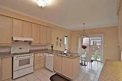 Photo 7 of 105 Elmrill Road, Markham, Berczy — HOMEH