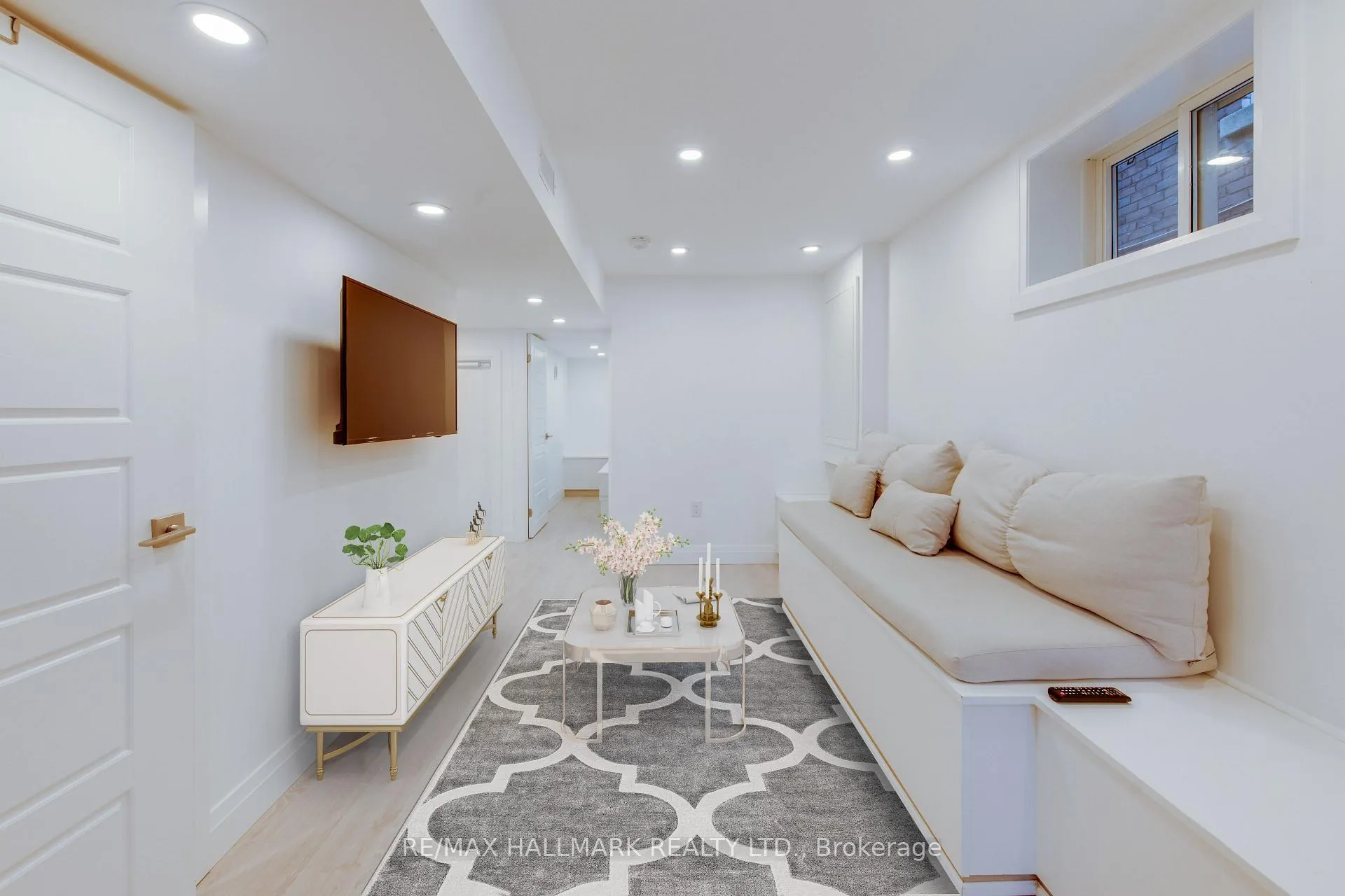 Photo 7 of Unit Lower, 210 Parkmount Road, Toronto, Greenwood-Coxwell — HOMEH