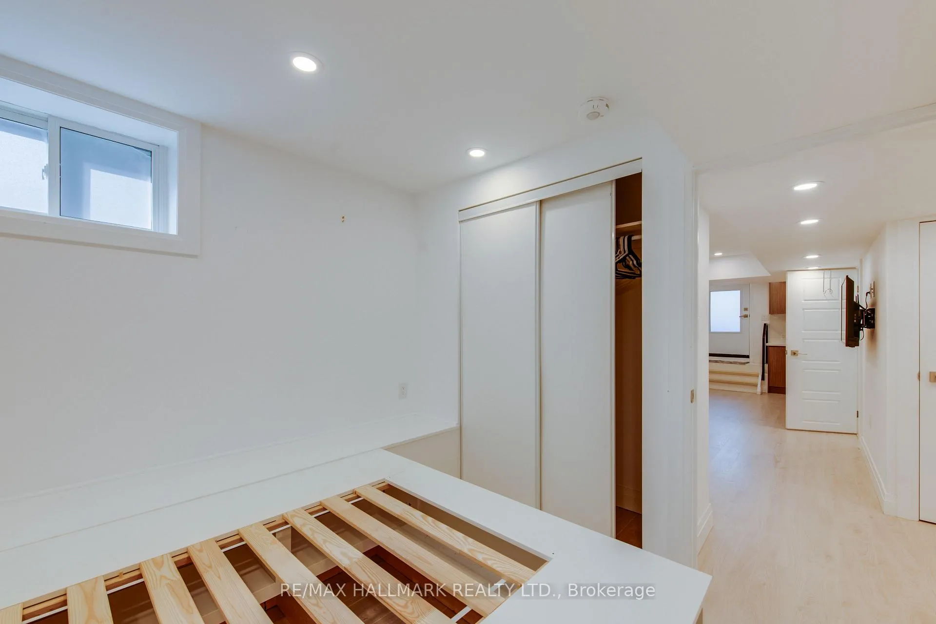 Photo 9 of Unit Lower, 210 Parkmount Road, Toronto, Greenwood-Coxwell — HOMEH