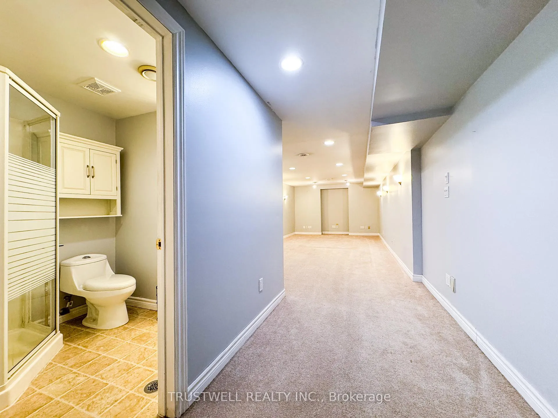 Photo 3 of Unit Bsmt, 33 Oak Lea Circle, Markham, Markham Village — HOMEH