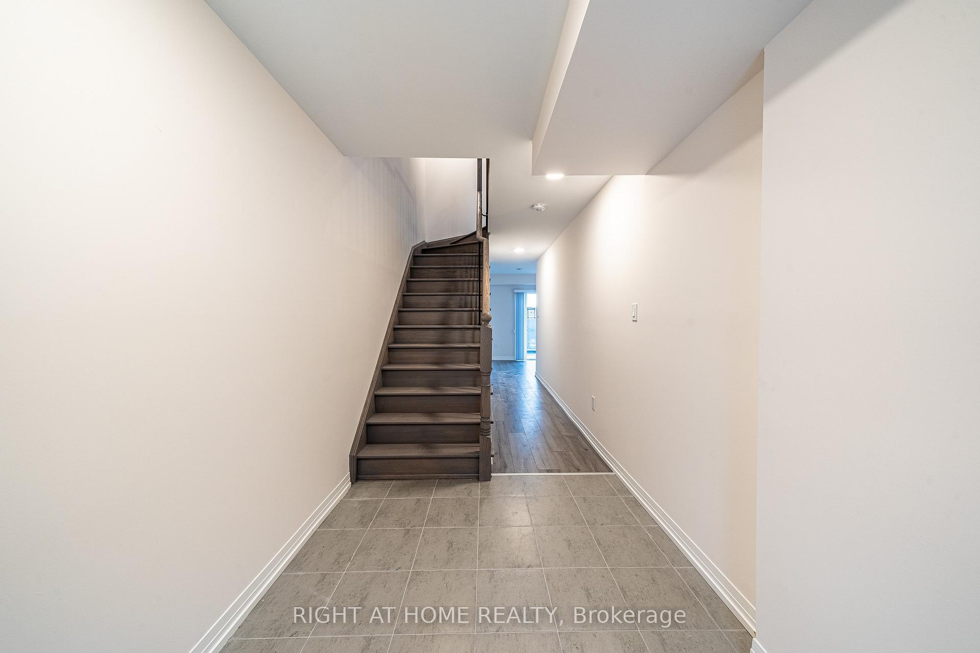 Photo 3 of 104 Bavin Street, Clarington, Bowmanville — HOMEH