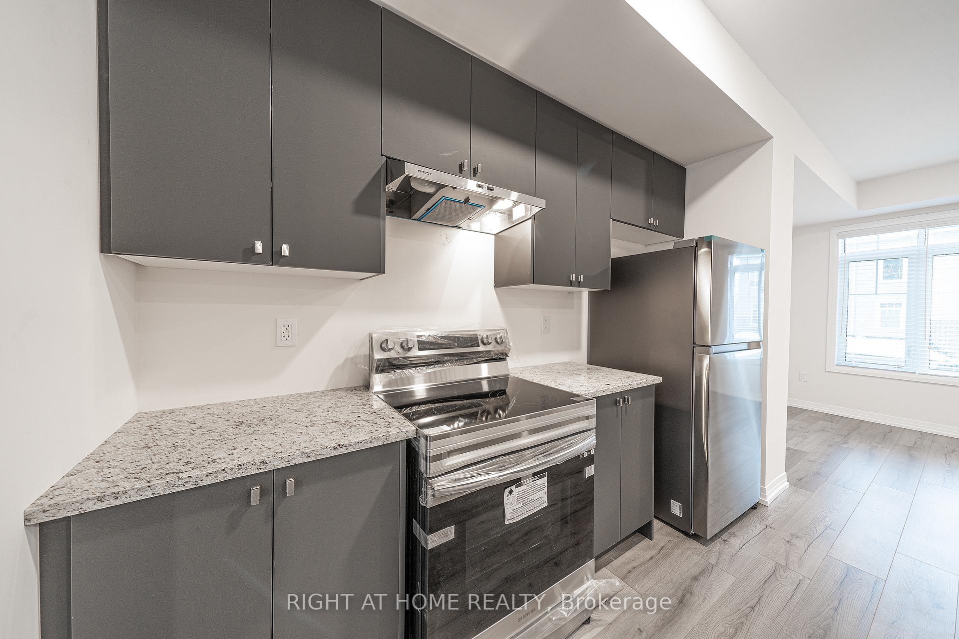 Photo 18 of 104 Bavin Street, Clarington, Bowmanville — HOMEH