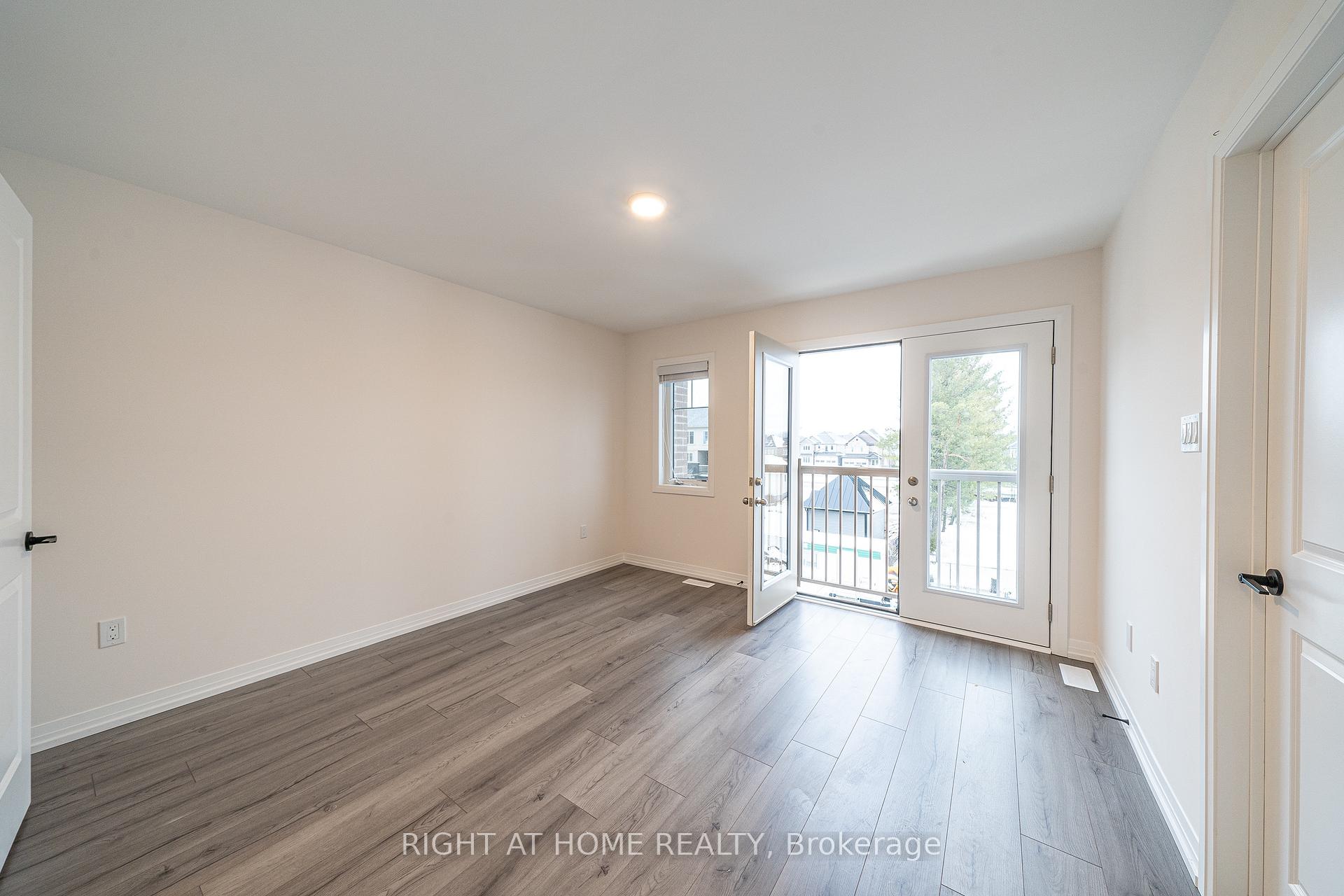 Photo 23 of 104 Bavin Street, Clarington, Bowmanville — HOMEH