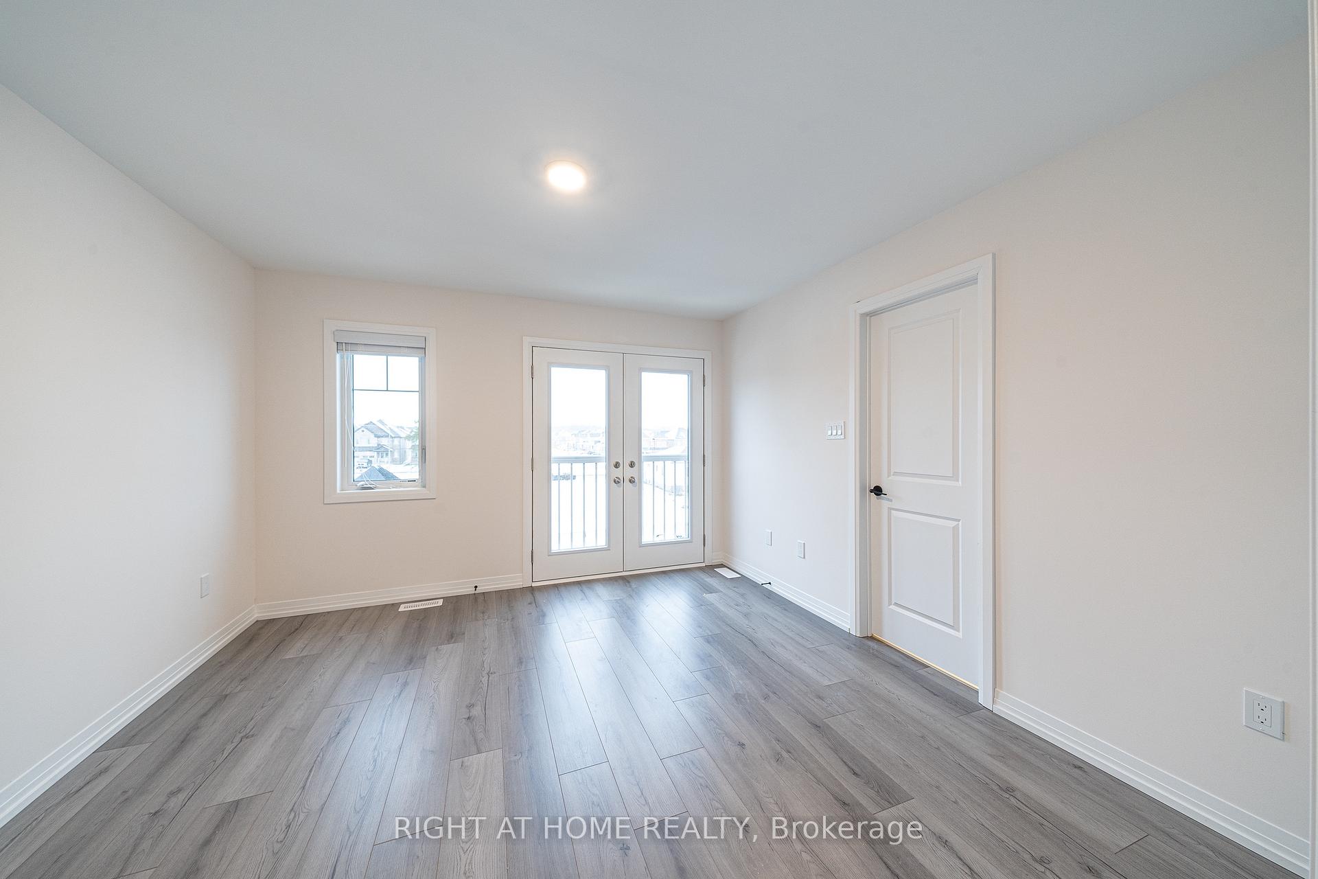 Photo 24 of 104 Bavin Street, Clarington, Bowmanville — HOMEH