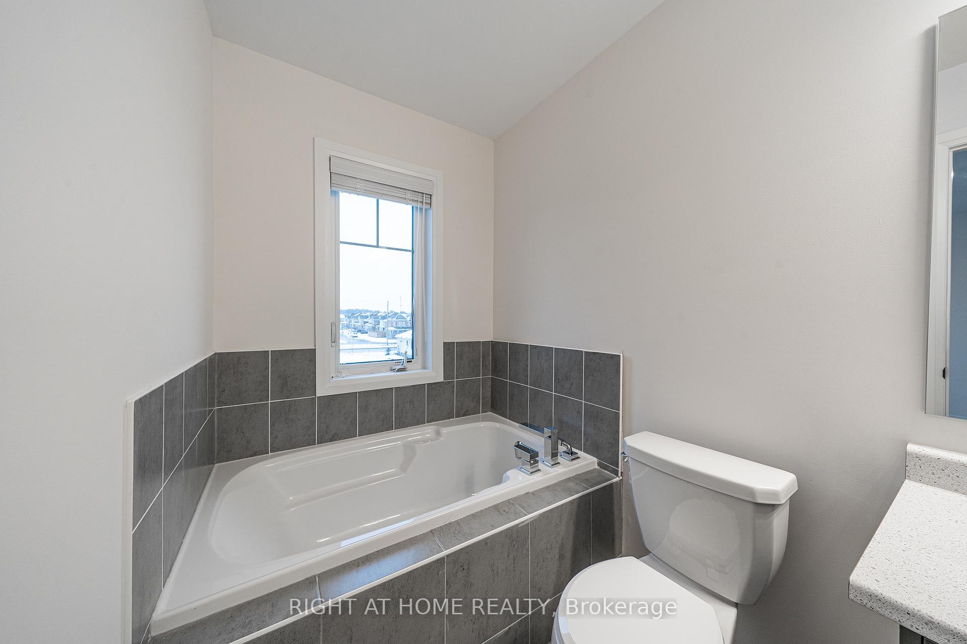 Photo 26 of 104 Bavin Street, Clarington, Bowmanville — HOMEH