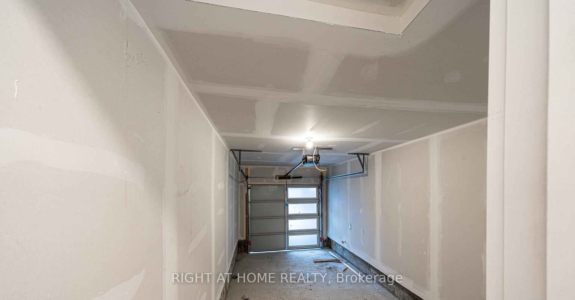 Photo 34 of 104 Bavin Street, Clarington, Bowmanville — HOMEH