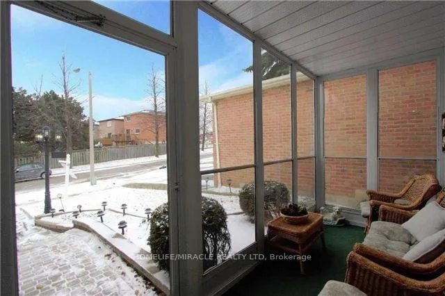 Photo 2 of 57 Chadwick Drive E, Ajax, Central — HOMEH