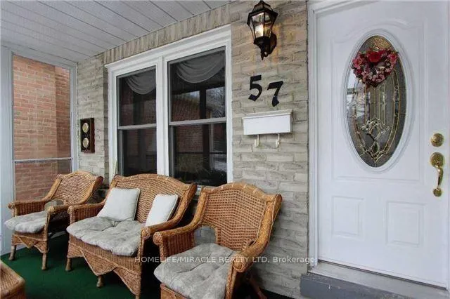 Photo 3 of 57 Chadwick Drive E, Ajax, Central — HOMEH