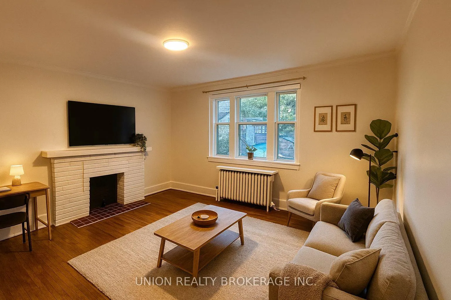 Photo 1 of Unit 2, 2453 Queen Street E, Toronto, The Beaches — HOMEH