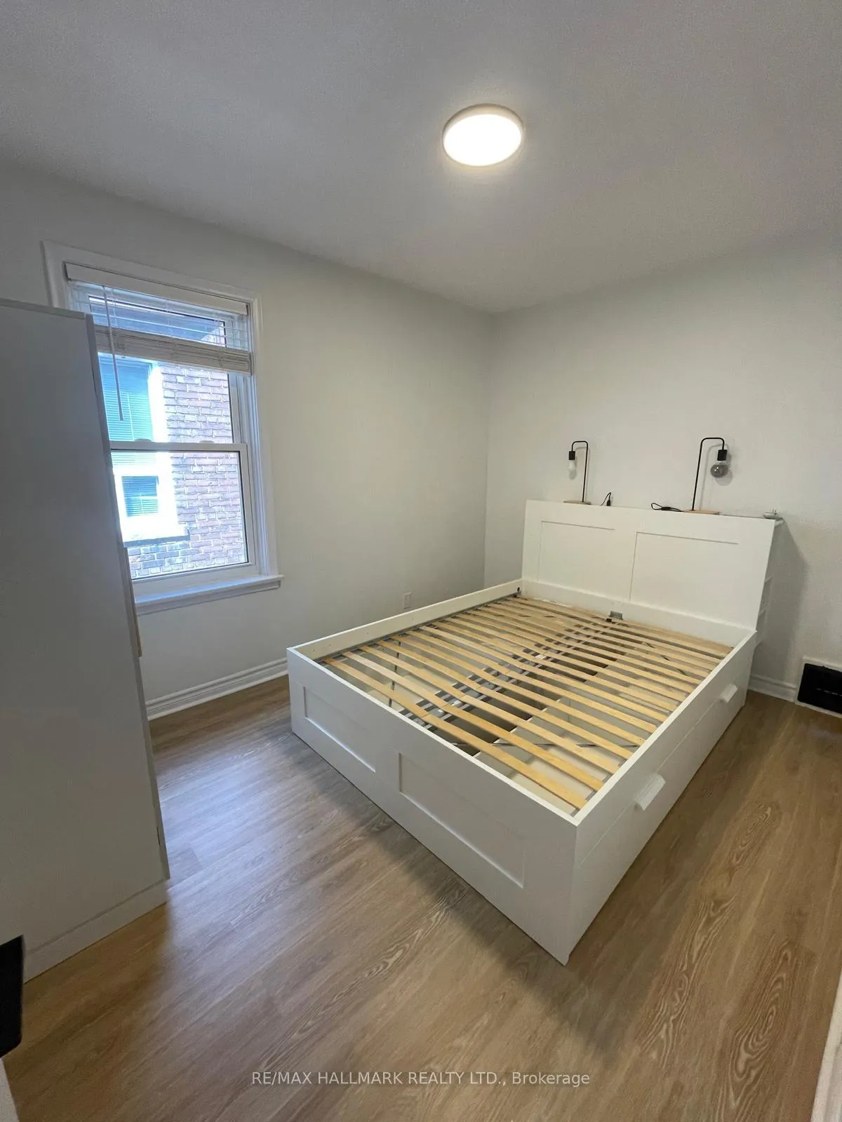 Photo 16 of Unit Upper, 142 Parkmount Road, Toronto, Greenwood-Coxwell — HOMEH