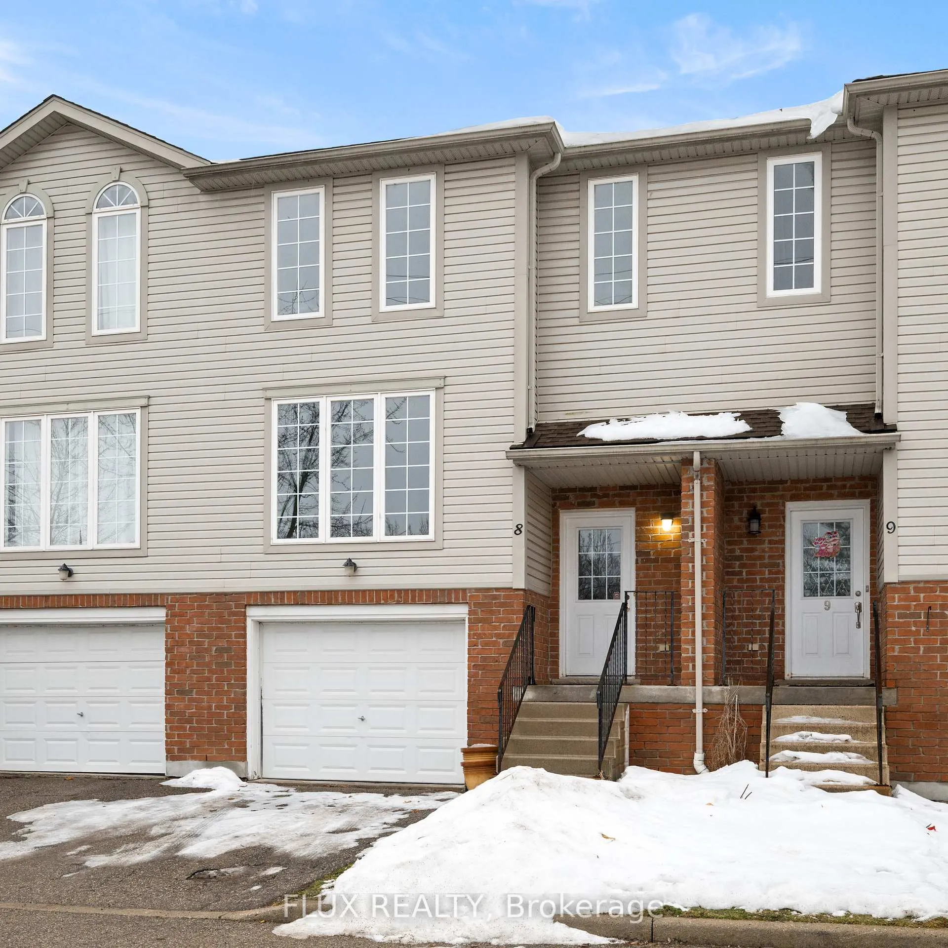 Photo 2 of 600 White Elm Boulevard, Waterloo, Clair Hills — HOMEH