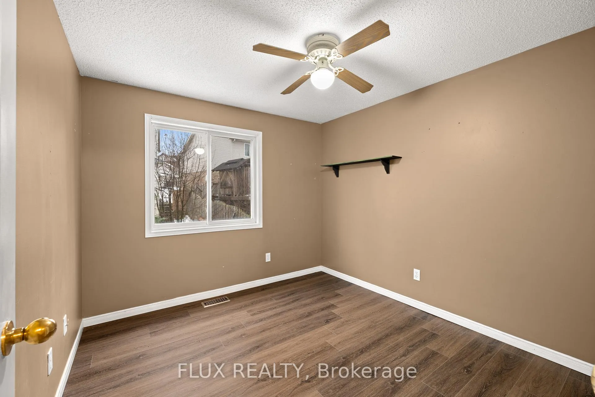 Photo 19 of 600 White Elm Boulevard, Waterloo, Clair Hills — HOMEH