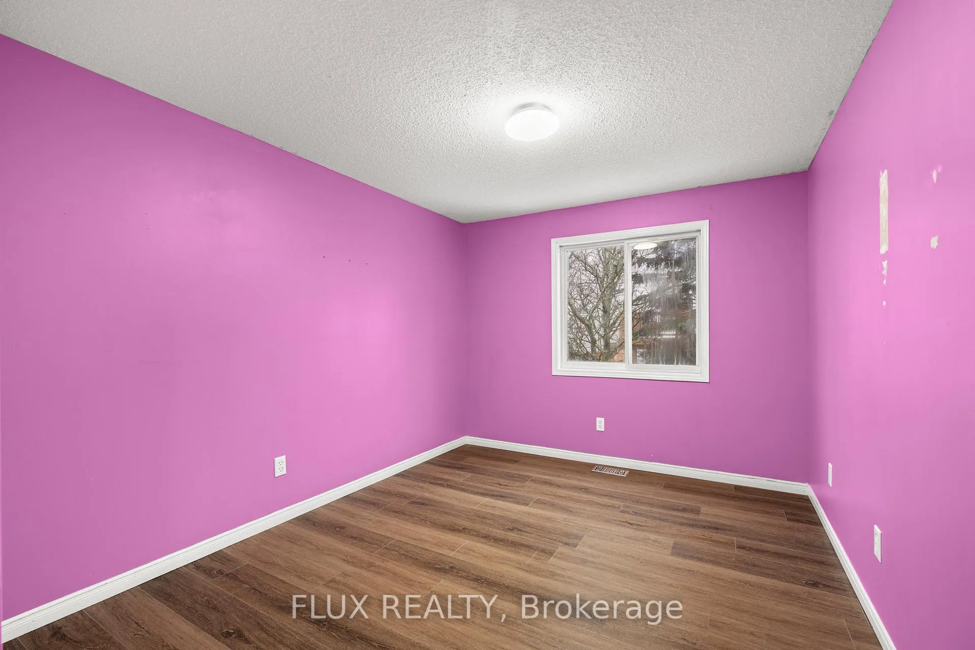 Photo 20 of 600 White Elm Boulevard, Waterloo, Clair Hills — HOMEH