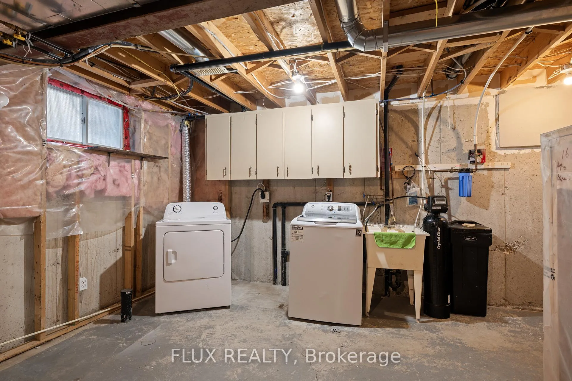Photo 23 of 600 White Elm Boulevard, Waterloo, Clair Hills — HOMEH