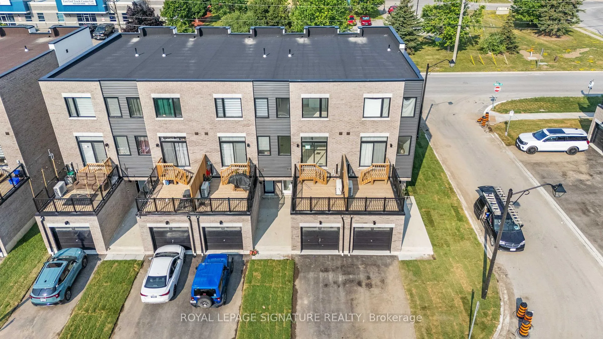 Photo 37 of 193 Monarch Avenue, Ajax, South West — HOMEH