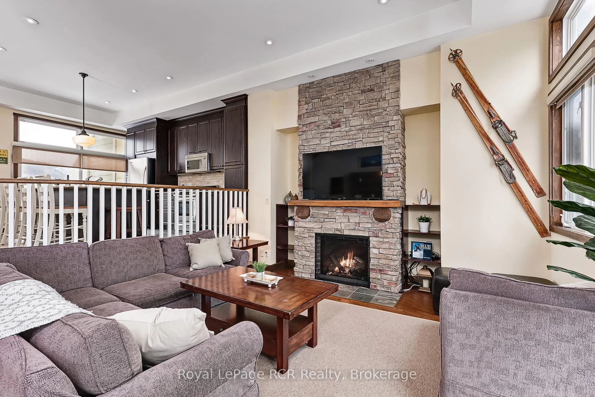 Photo 7 of Unit 13, 104 Farm Gate Road, Blue Mountains — HOMEH