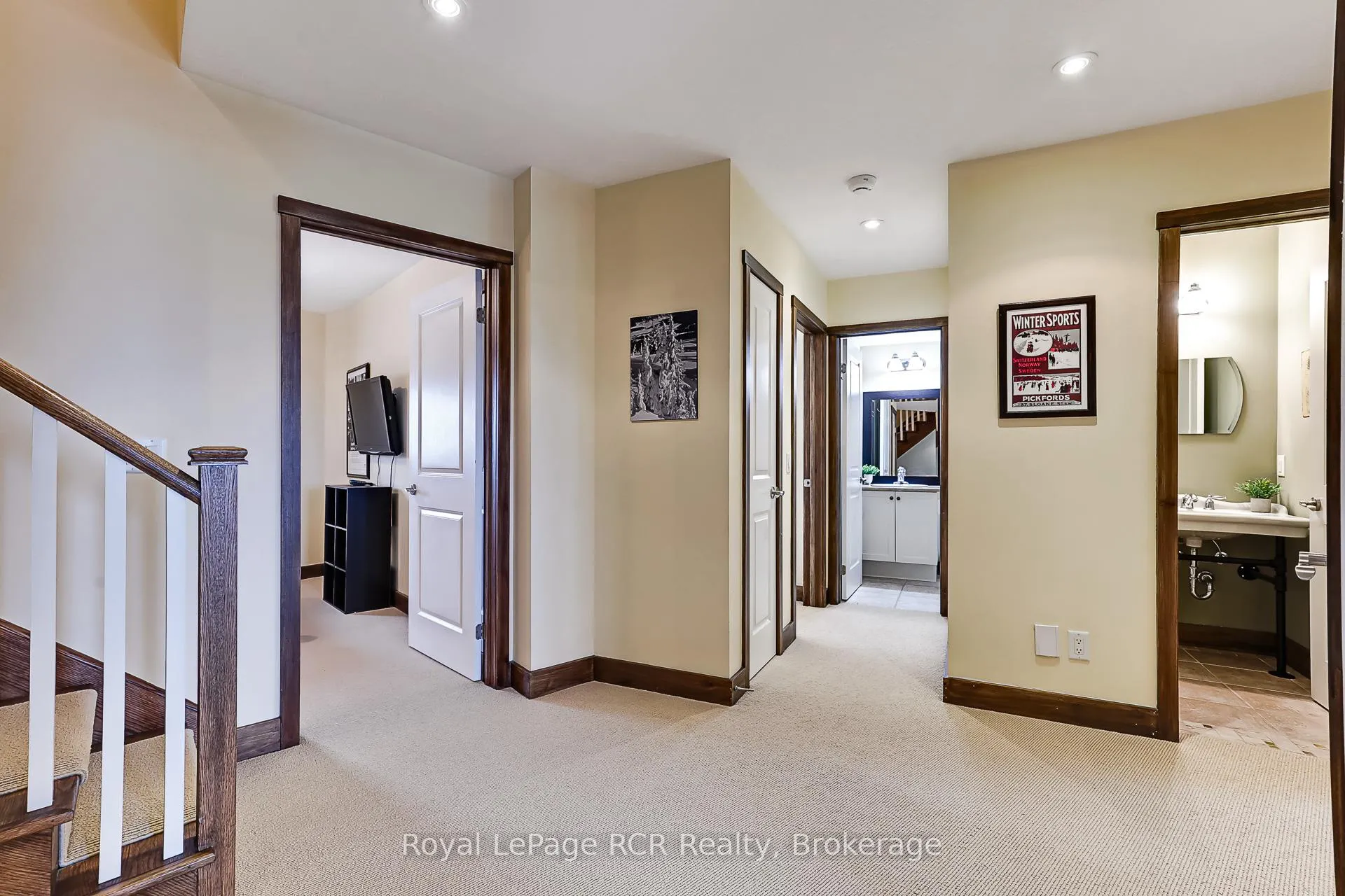 Photo 12 of Unit 13, 104 Farm Gate Road, Blue Mountains — HOMEH