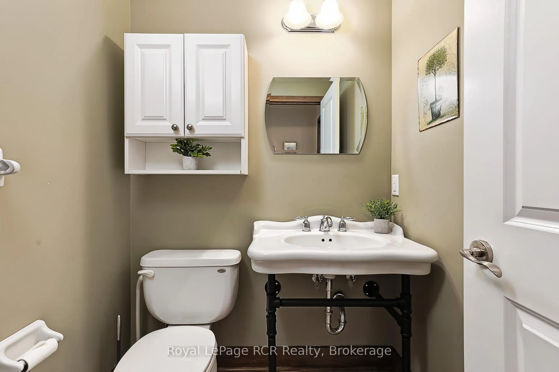 Photo 15 of Unit 13, 104 Farm Gate Road, Blue Mountains — HOMEH
