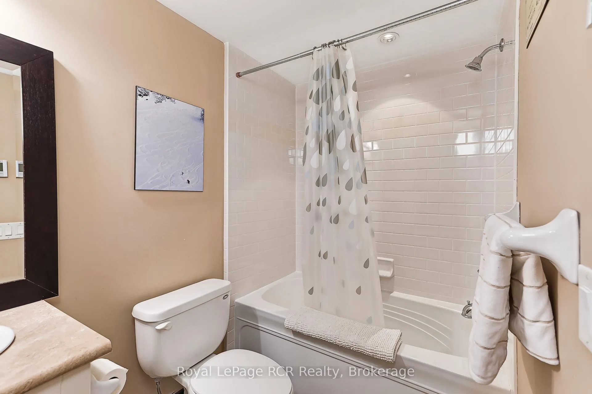 Photo 19 of Unit 13, 104 Farm Gate Road, Blue Mountains — HOMEH