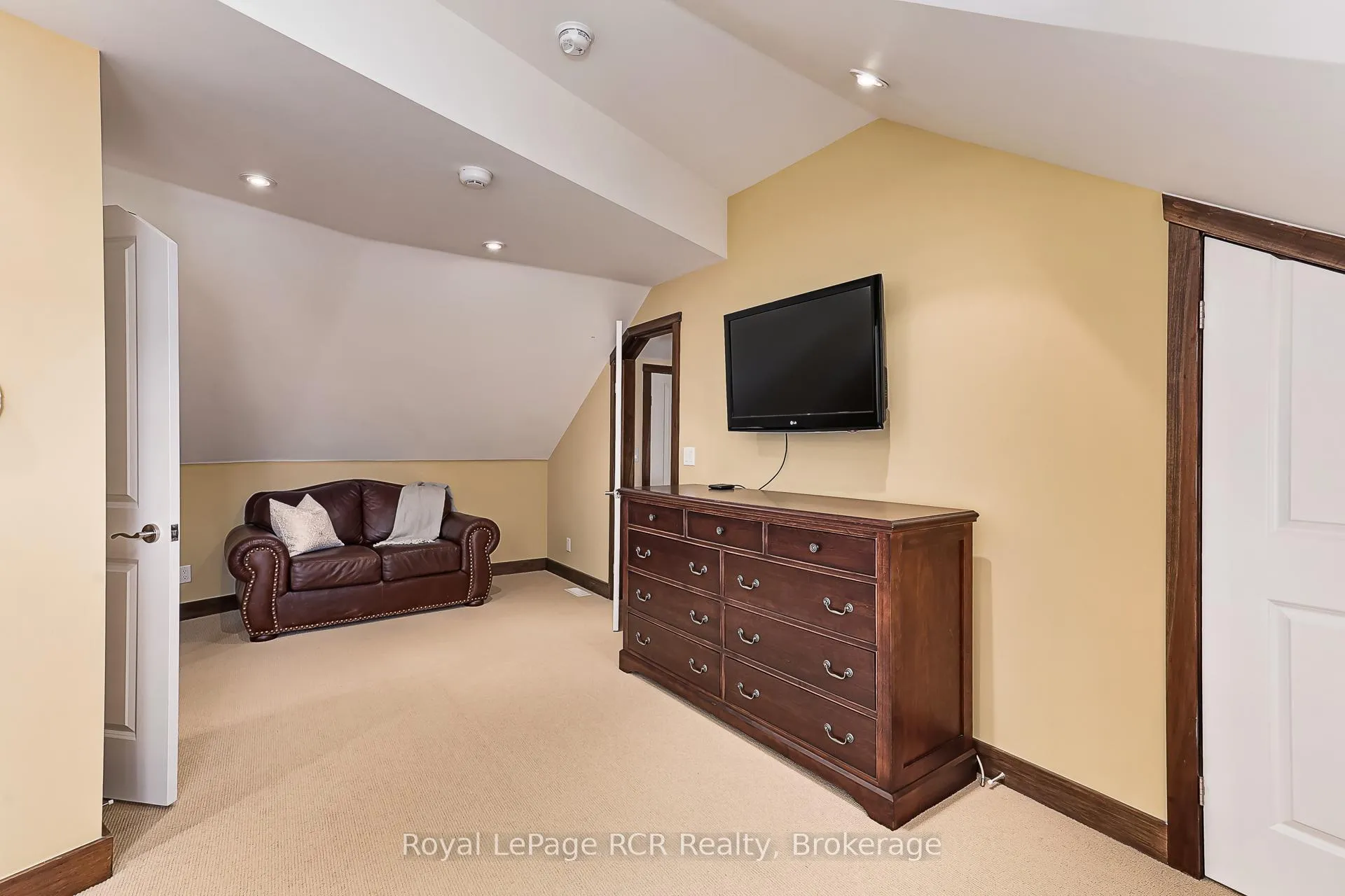 Photo 22 of Unit 13, 104 Farm Gate Road, Blue Mountains — HOMEH