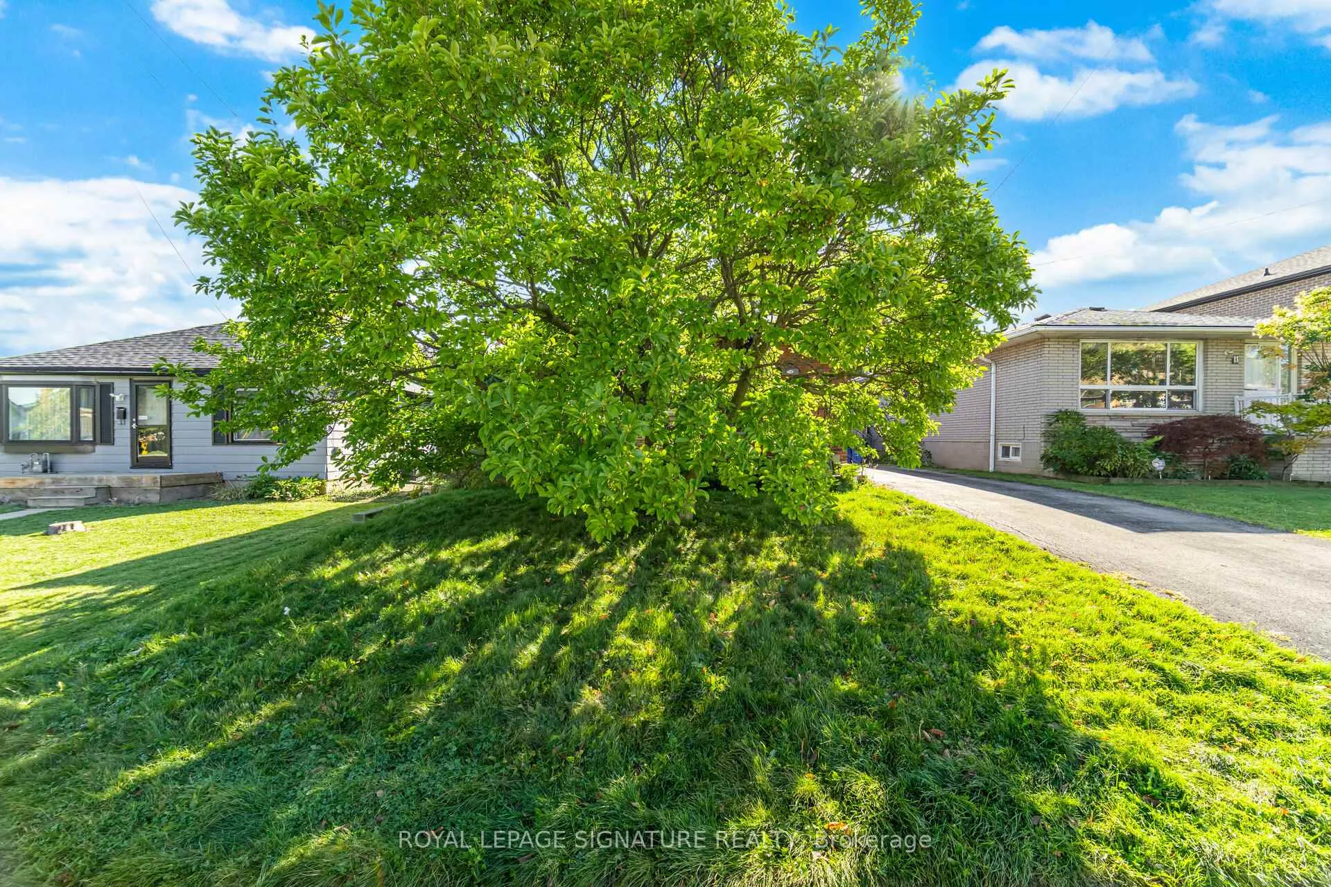 Photo 4 of 7 Maitland Avenue, Hamilton, Greeningdon — HOMEH