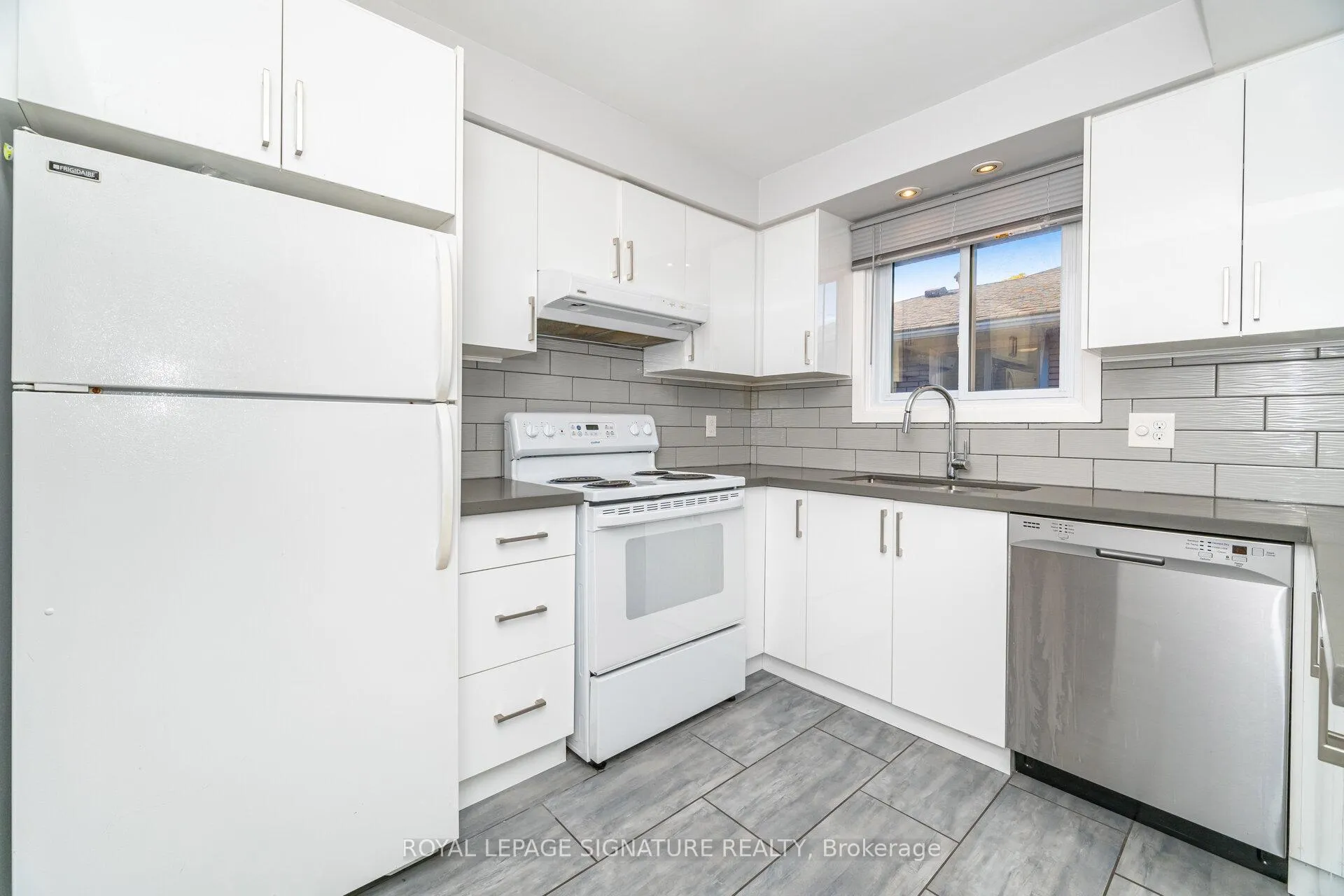 Photo 15 of 7 Maitland Avenue, Hamilton, Greeningdon — HOMEH