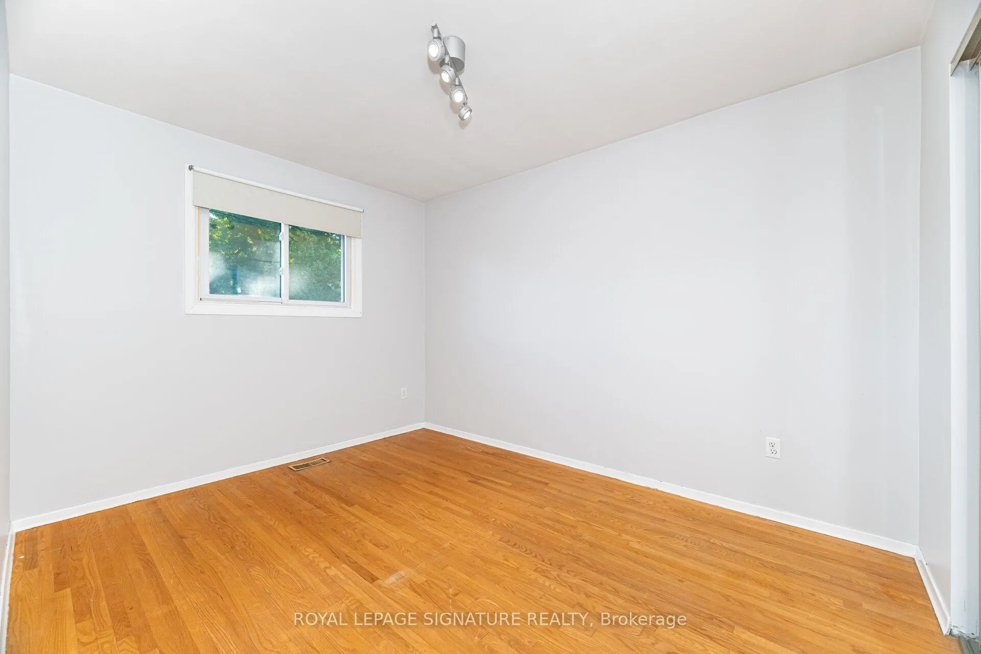 Photo 26 of 7 Maitland Avenue, Hamilton, Greeningdon — HOMEH