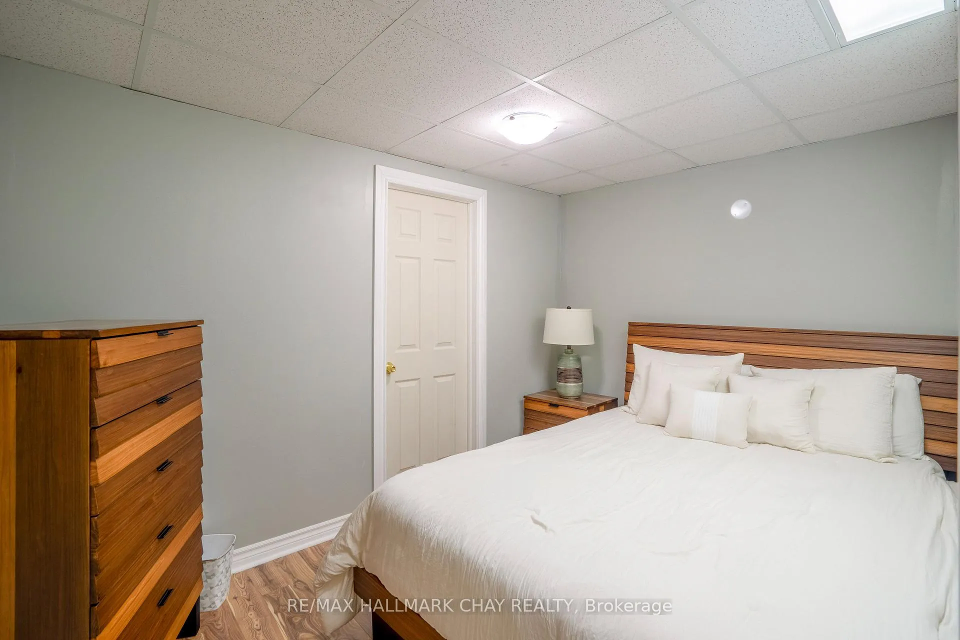 Photo 10 of 100 Cumming Drive, Barrie, Ardagh — HOMEH