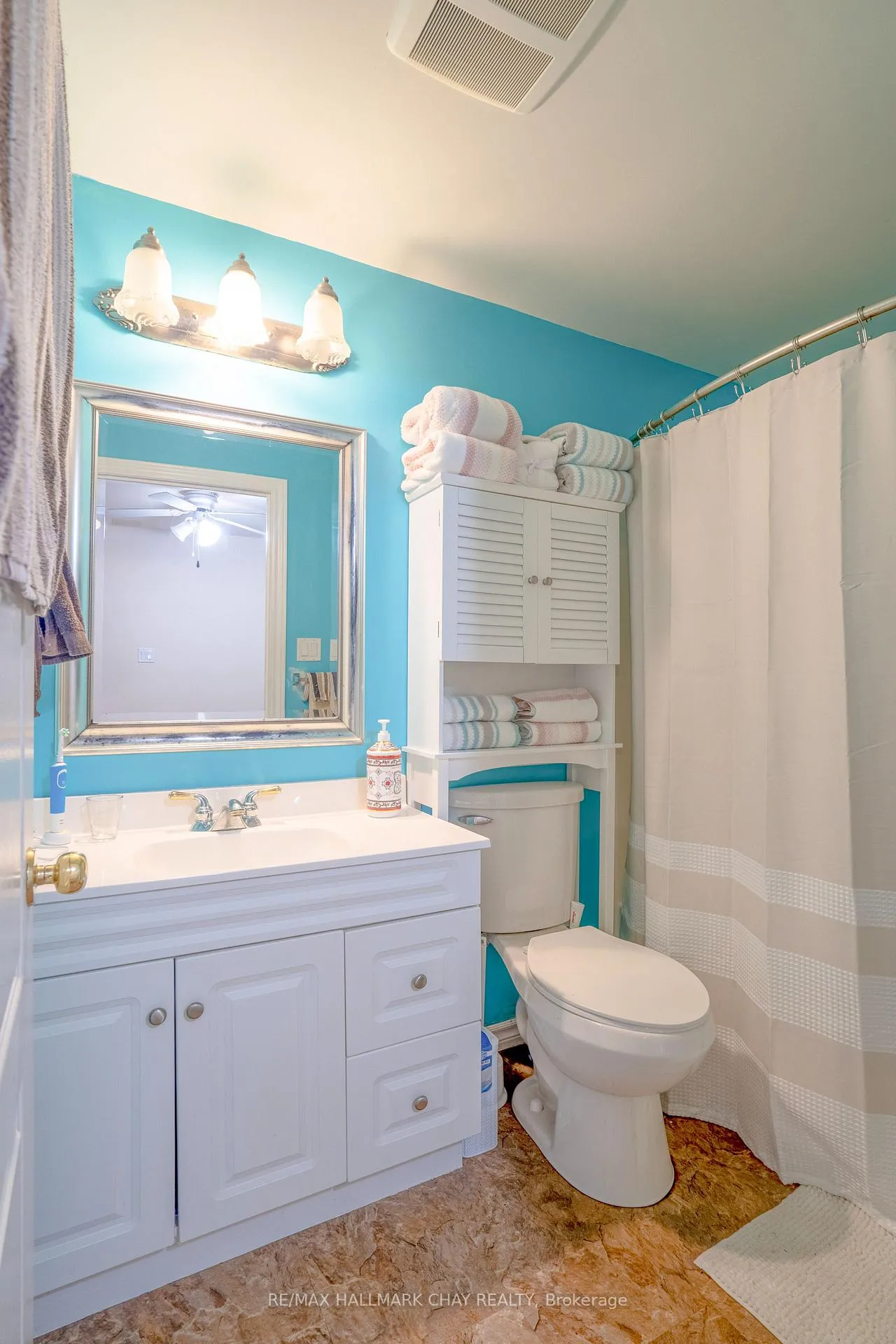 Photo 17 of 100 Cumming Drive, Barrie, Ardagh — HOMEH